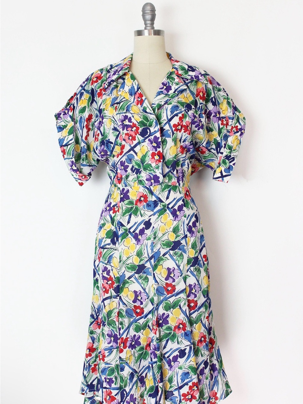 Norma Kamali Floral Wrap Midi Dress - White Multicolor vintage.